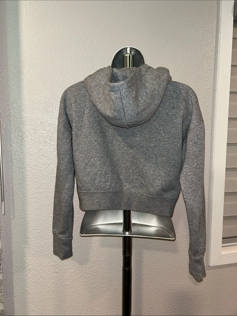 Nike Girl's Heather Gray Cropped Hoodie with Iridescent Swoosh